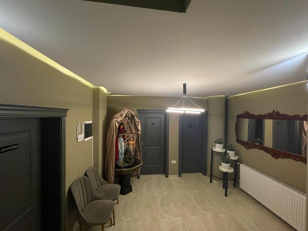 Grand Jnk Boutique